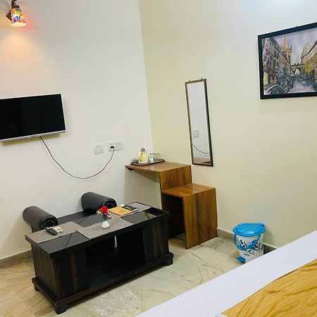 Shankar Vilaas -A Boutique Stay Forigners Choice Near Ghats And Temples Varanasi Eksteriør bilde