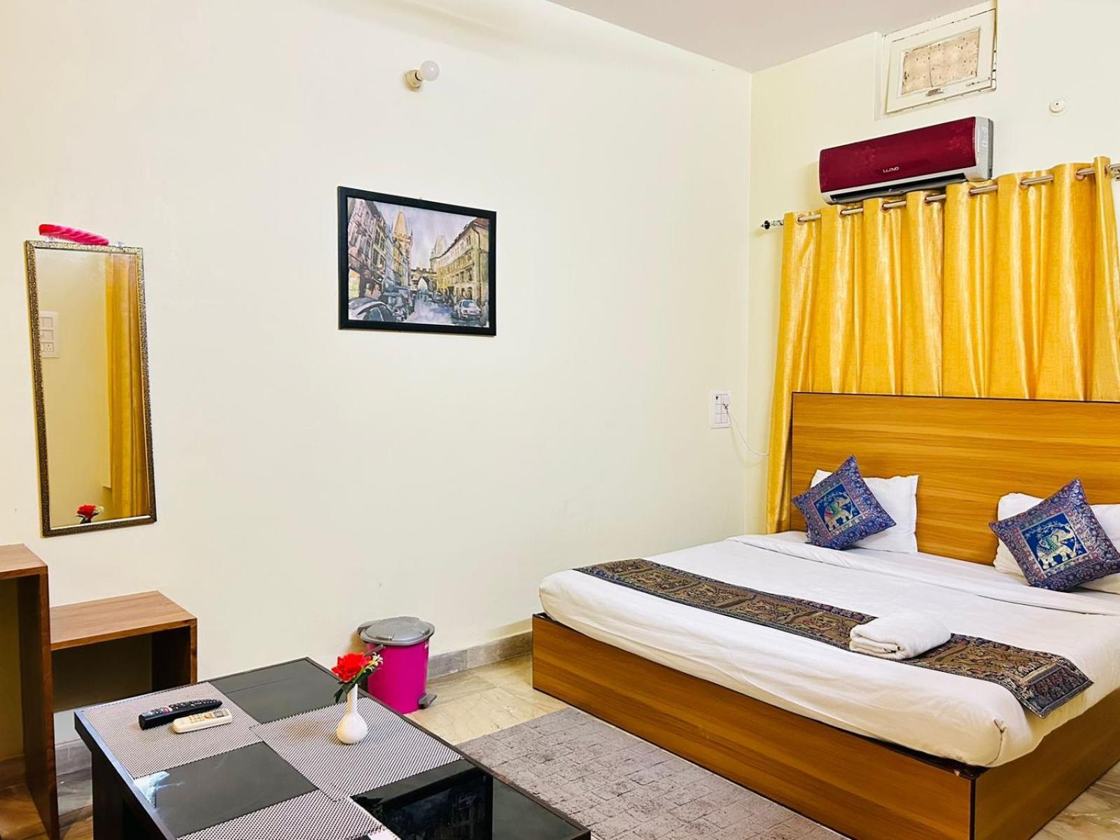 Shankar Vilaas -A Boutique Stay Forigners Choice Near Ghats And Temples Varanasi Eksteriør bilde