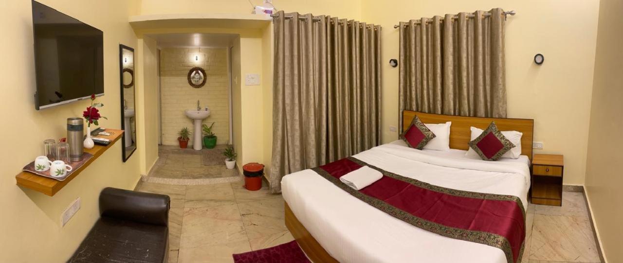 Shankar Vilaas -A Boutique Stay Forigners Choice Near Ghats And Temples Varanasi Eksteriør bilde