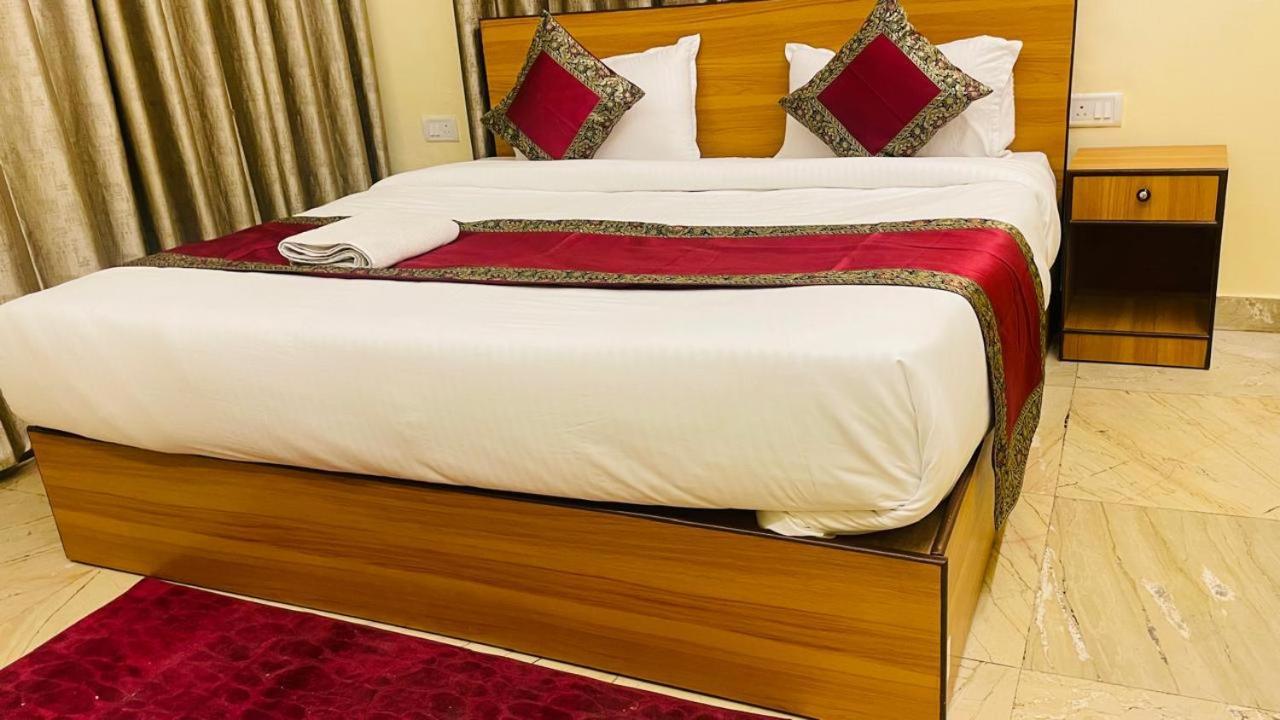 Shankar Vilaas -A Boutique Stay Forigners Choice Near Ghats And Temples Varanasi Eksteriør bilde